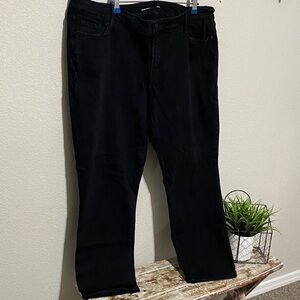 Old Navy black mid-rise power slim straight jeans sz 22. These are nice jeans🤩